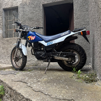 Moto Yamaha TW 200