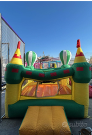 Gonfiabile Saltarello "Castello"