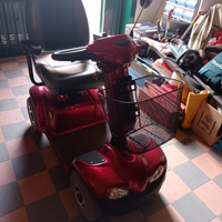 Scooter elettrico per anziani e disabili
