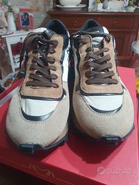 sneakers uomo Ama brand nuove,mai indossate