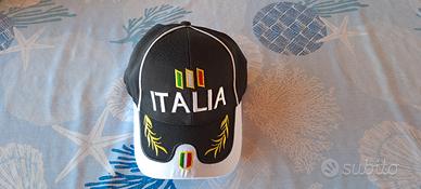 Cappello Italia tricolore con visiera 