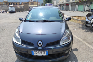 Clio le iene 15 dci