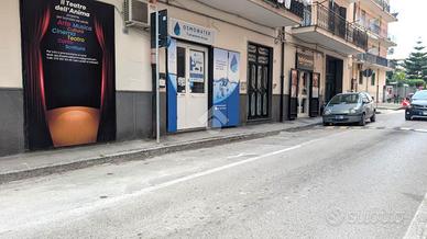 NEGOZIO A FRATTAMAGGIORE