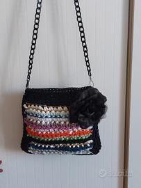 Borsetta a righe multicolore 
