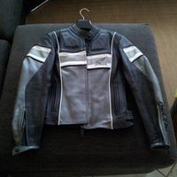 Giubbotto moto Suomy