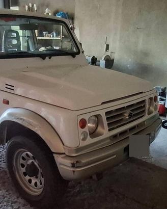 Suzuki Samurai 1.9D con Carrello
