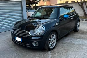 Mini Cooper 1.6 diesel 