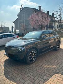 Alfa Romeo Stelvio Q4 210cv