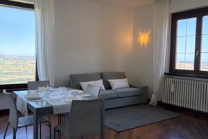 Luminoso con 2 camere da letto - 105 metri apt
