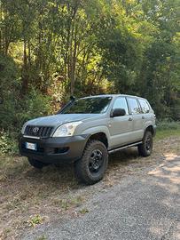 Toyota Land Cruiser Kdj 120
