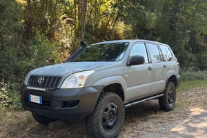 Toyota Land Cruiser Kdj 120