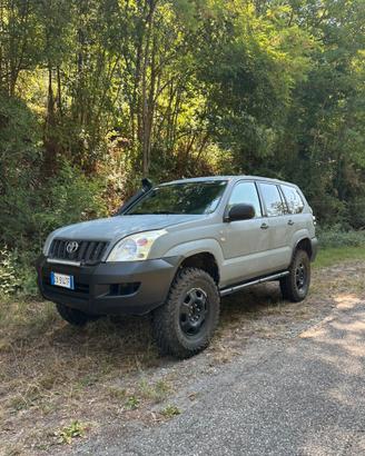 Toyota Land Cruiser Kdj 120