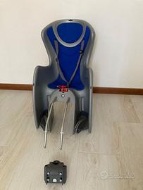Seggiolino posteriore bambino fino a 22 kg