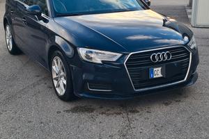 Audi a3 8v 2.0 TDI business Sportback 