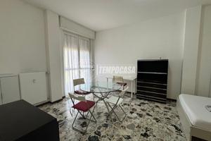 Stanza - Camera a Bergamo Via dei Caniana 2 locali