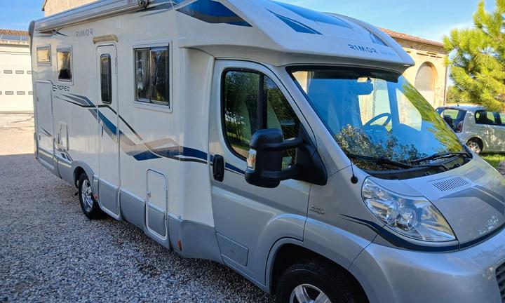 Camper semi integrale