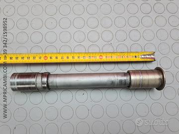 PERNO ANTERIORE BMW K1200S 2004 2005 K1200 2006 20