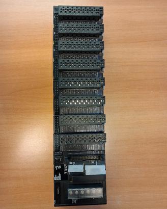 PLC OMRON 