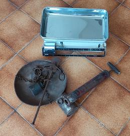 Bilance e erogatore vintage
