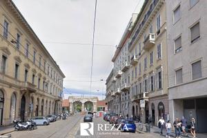 Box / Garage di 40 m² a Milano