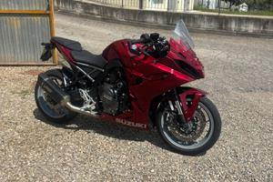 Suzuki gsx8r