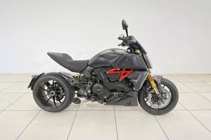 DUCATI Diavel 1260 S Total black