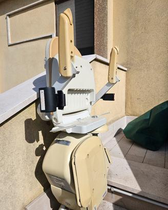 Montascale da esterno Acorn