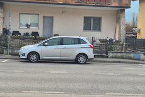 Ford c max 7 posti