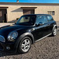 Mini One 1.6 benzina neopatentati ok