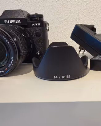 Kit Fujifilm X-T3 con obiettivi e accessori