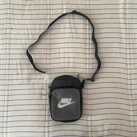 Borsa a tracolla Nike nera e grigia