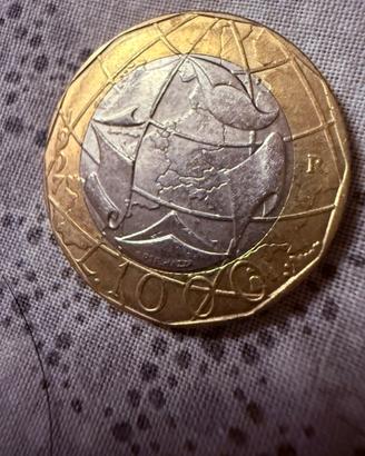 Moneta 1000 lire del 1997  con i confini errati.