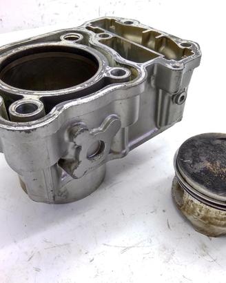 HONDA TRANSALP XL V 650 CILINDRO E PISTONE POSTERI