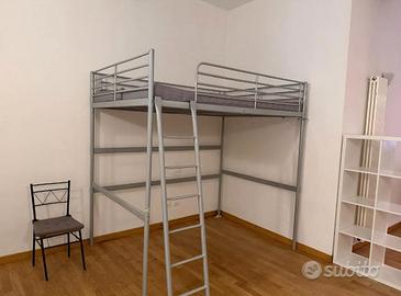 Ikea svarta letto a soppalco  con materasso 