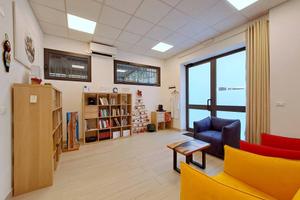 SPLENDIDO UFFICIO/AMBULATORIO RISTRUTTURATO A NUOV