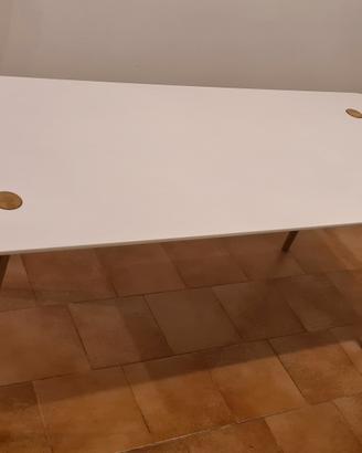 Tavolo in legno