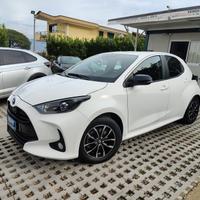 Toyota Yaris 1.5 ibrida IVA ESPOSTA