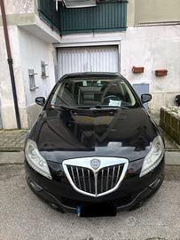 Lancia delta 1600 cc