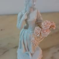 Statuina Porcellana Richard Ginori-N Capodimonte