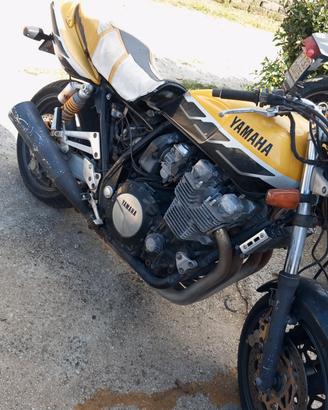 Yamaha xjr 1300