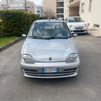 Fiat 600 1.1 Benz