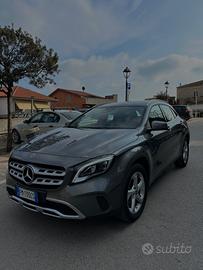 mercedes gla 200d premium 2017