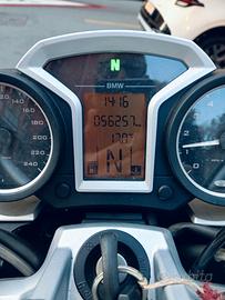 BMW R 1200 R anno 2011 