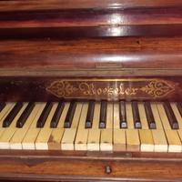 Pianoforte verticale