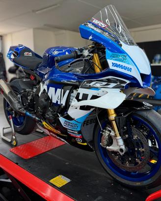 Yamaha YZF R1 PRONTO PISTA !OHLINS! TELEMETRIA! PE
