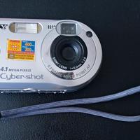 Fotocamera digitale Sony.