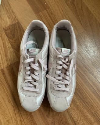 Scarpe da ginmastica di marca