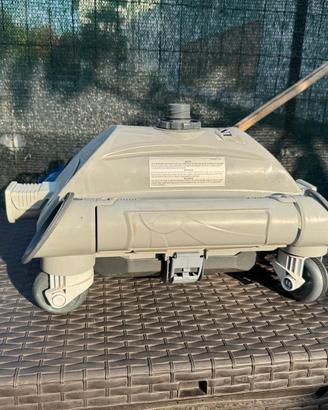Robot Intex pulisci piscina 