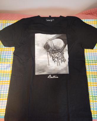 T-shirt Mister Tee Taglia L con stampa basket