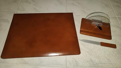 Set da ufficio in pelle